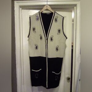 "CARTE COLLECTION" (3) BUTTON VEST.